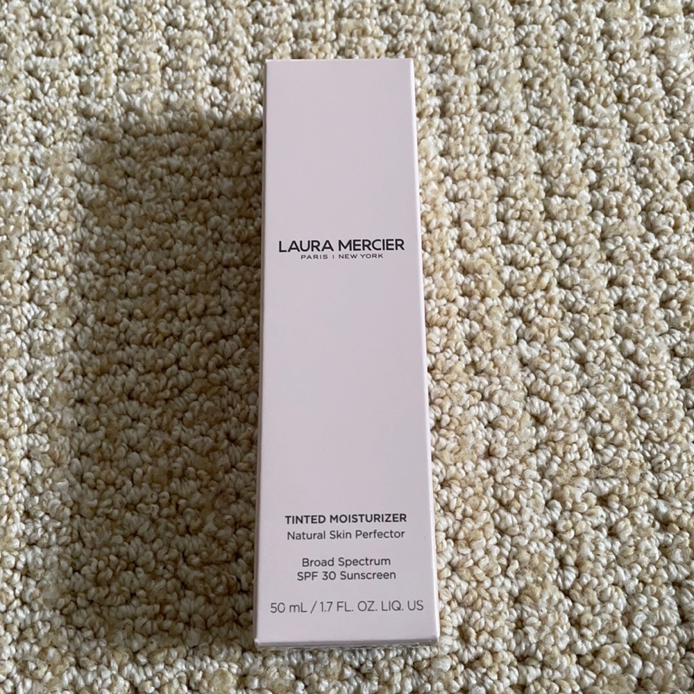 NIB Laura Mercier tinted moisturizer in 2C1 blush